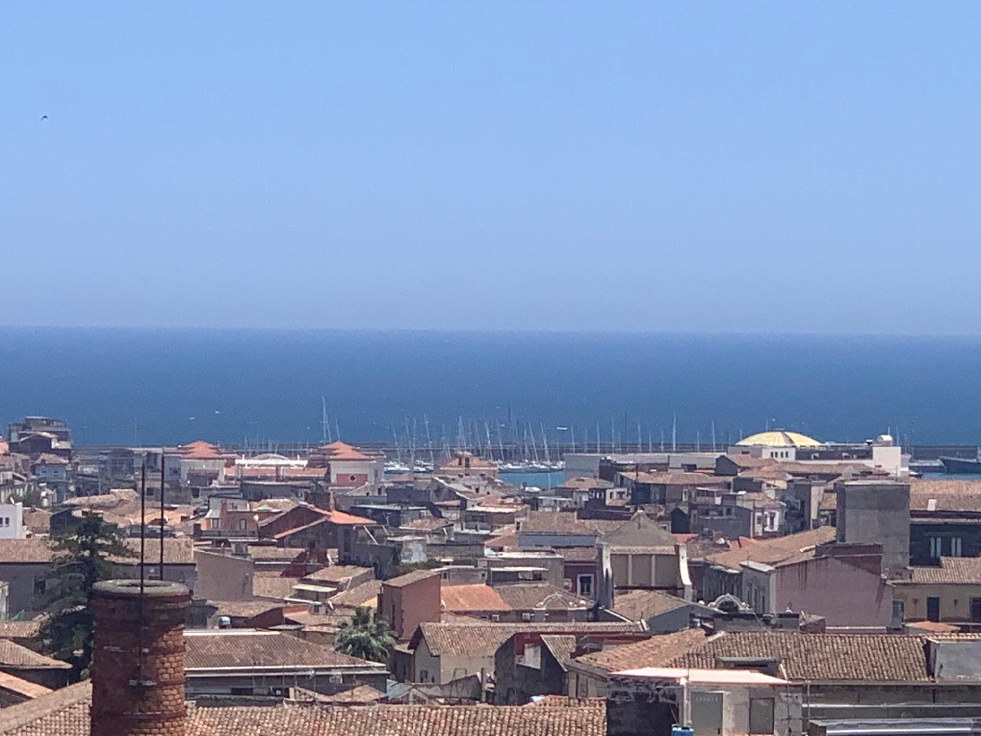 Atticogaribaldi Catânia Exterior foto